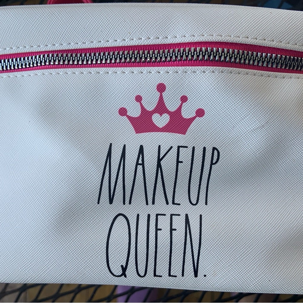 New! Rae Dunn Cosmetic/Makeup Bag - Picture 5 of 5
